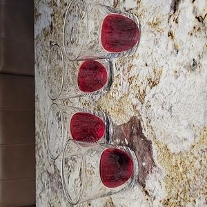 Set of 4 Gorgeous Clear Glasses with raised Red Dot